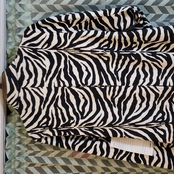 INC ladies print jacket - Picture 6 of 10